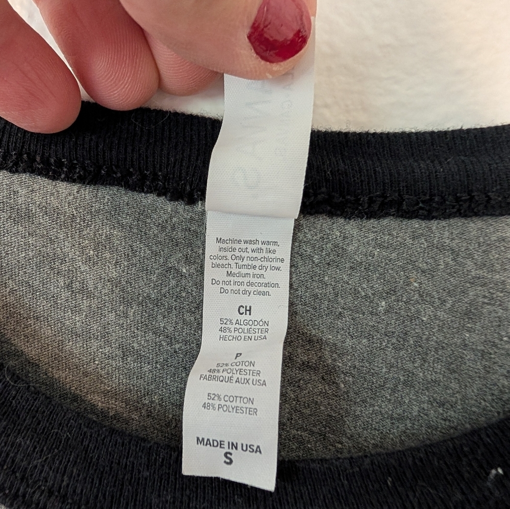 Tee - Picture 4 of 5